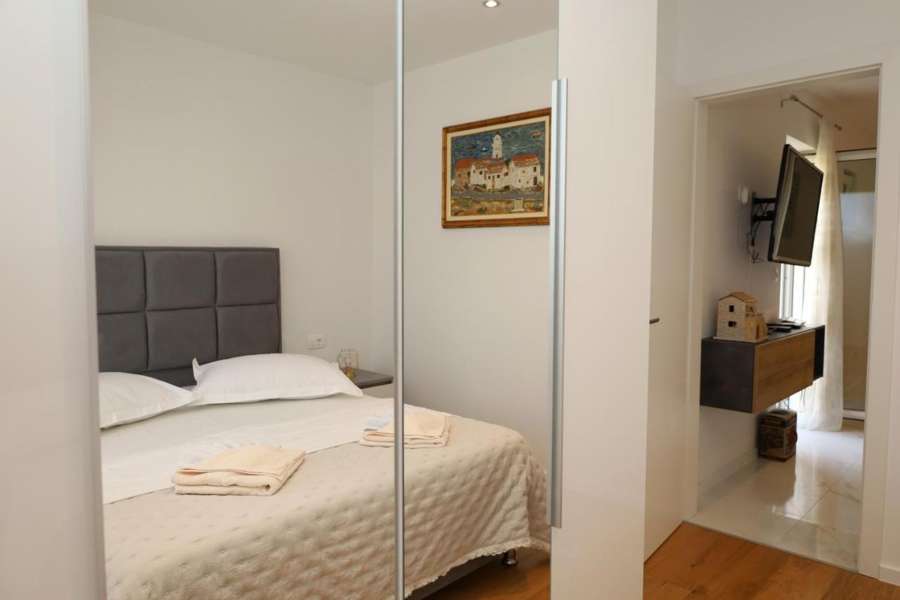 Ferienwohnung Dalmata D Podstrana Exterior foto