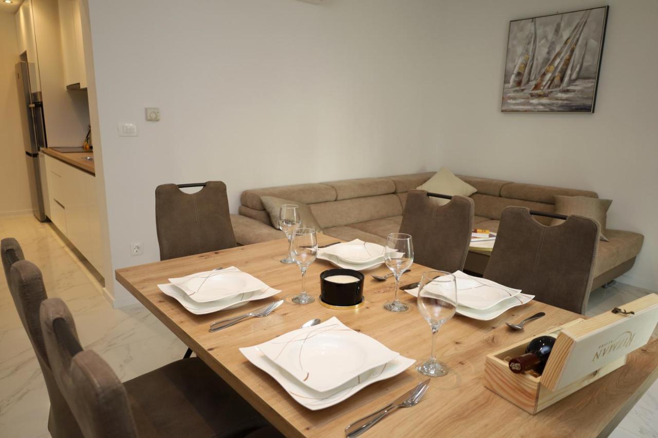 Ferienwohnung Dalmata D Podstrana Exterior foto