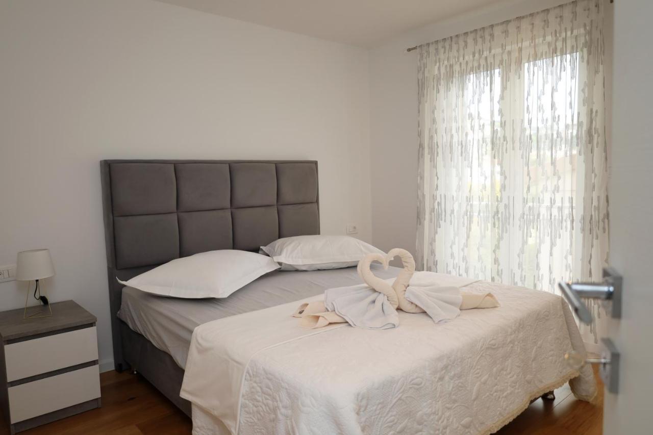 Ferienwohnung Dalmata D Podstrana Exterior foto